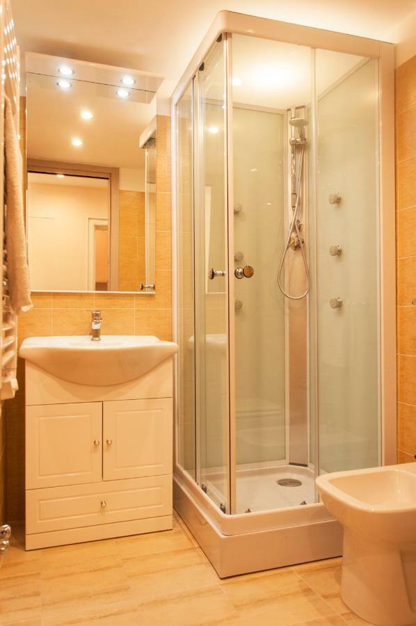 Rooms Palazzo Paladini Lecce Ngoại thất bức ảnh
