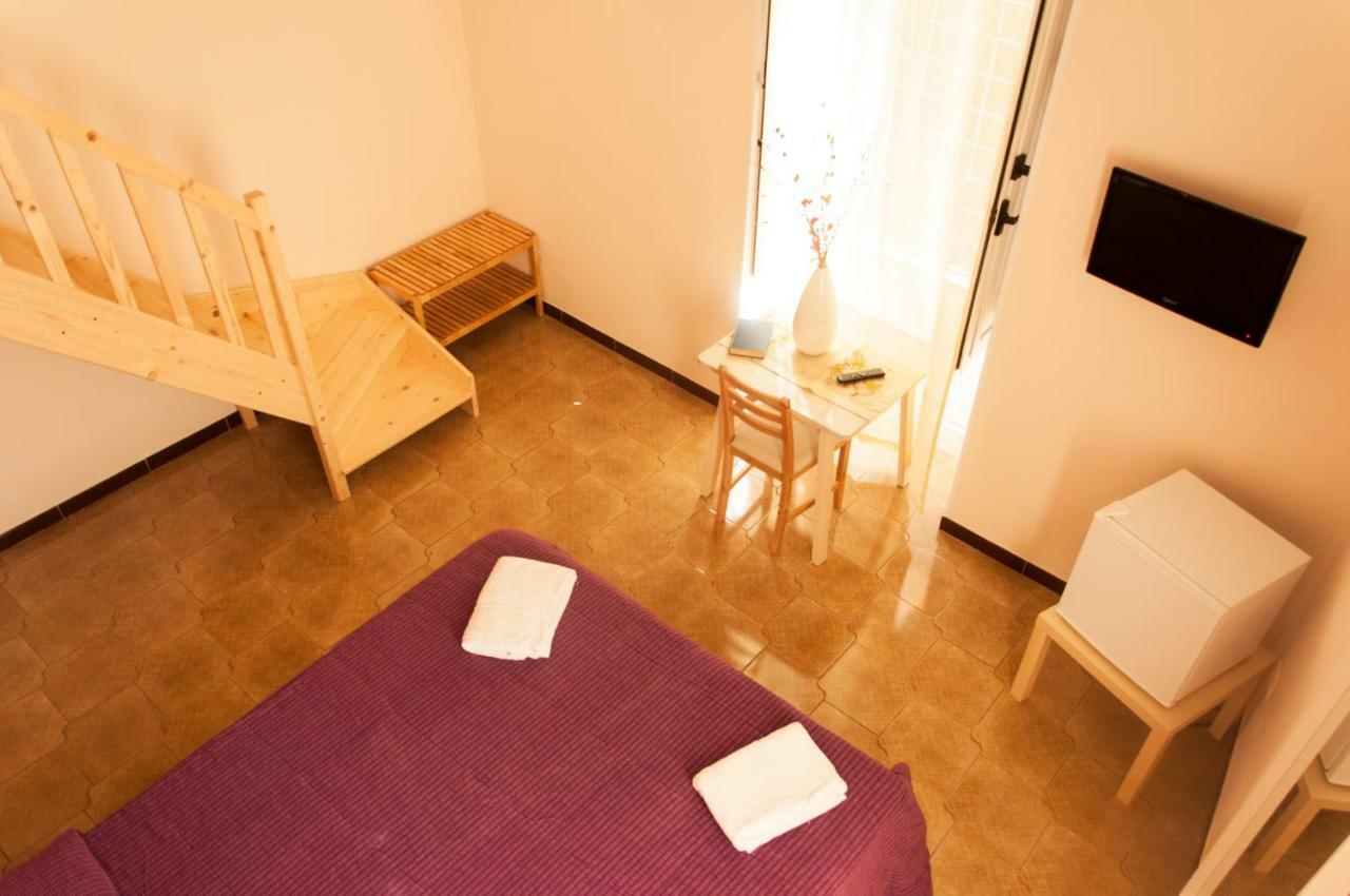 Rooms Palazzo Paladini Lecce Ngoại thất bức ảnh